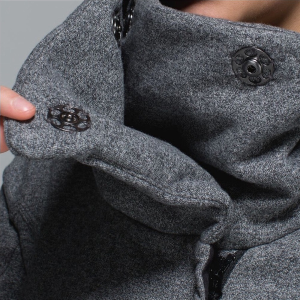 Lululemon jacket - Picture 4 of 5